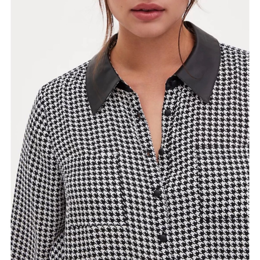 🆕Black White Houndstooth Georgette Faux Leather Collar Blouse Shirt 1 1X Torrid